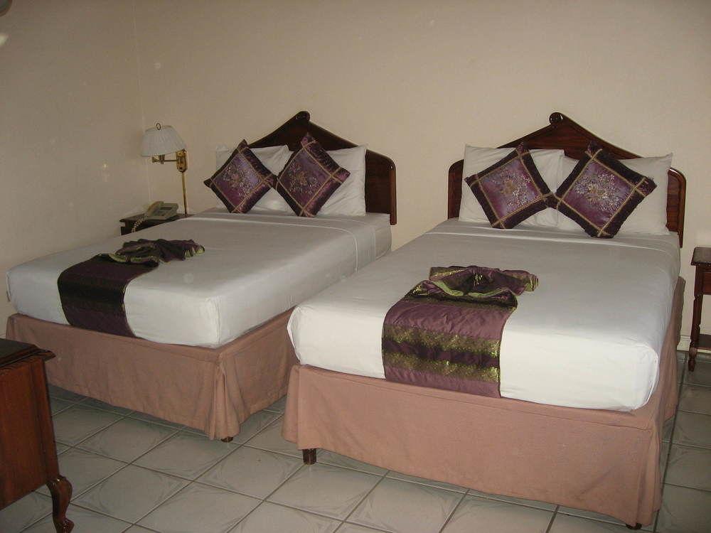 Villa Sonate Runaway Bay Exterior foto