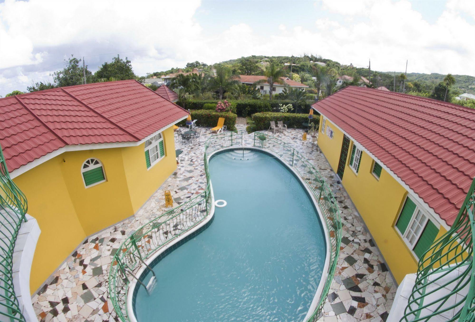 Villa Sonate Runaway Bay Exterior foto